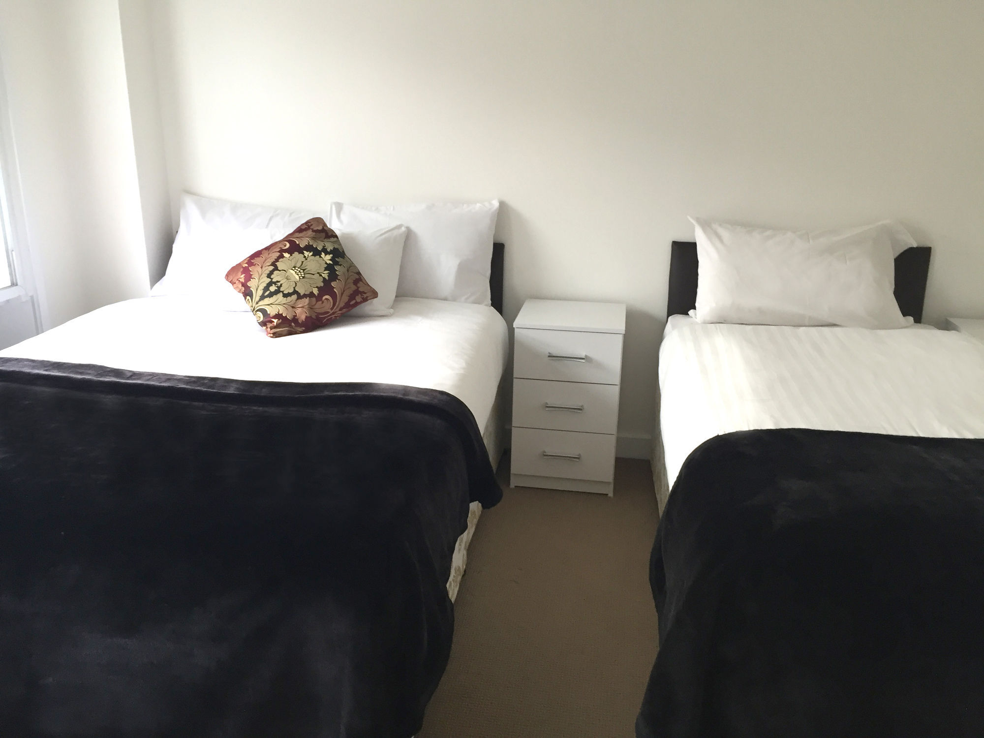 Blandford Street Apartment